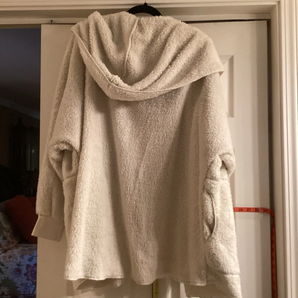 Charlie Paige Cream Women's Cardigan with hood - Picture 3 of 5
